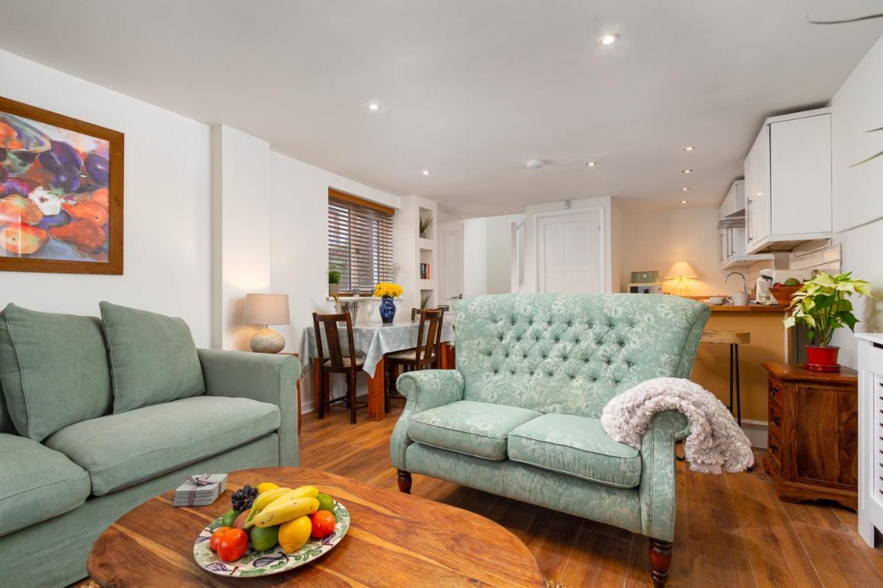 The Coach House, Centrally Located Detached Coach House Cardiff Eksteriør billede